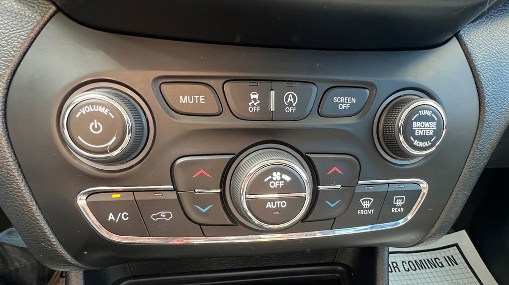2019 Jeep Cherokee Image 15