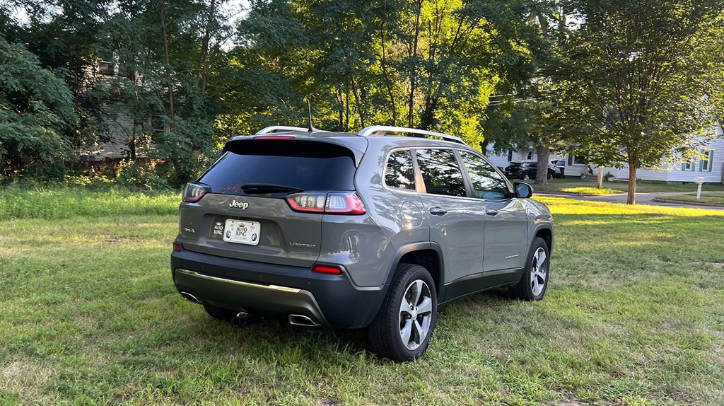 2019 Jeep Cherokee Image 3