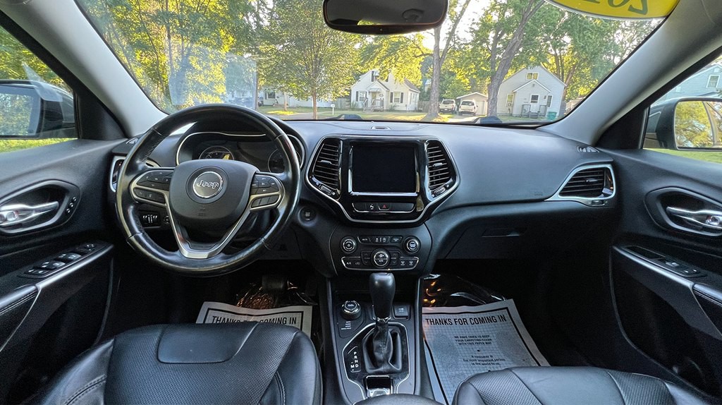 2019 Jeep Cherokee Image 10