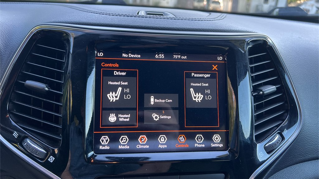 2019 Jeep Cherokee Image 13