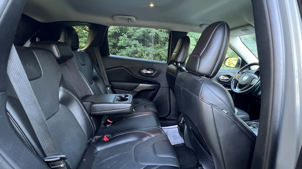 2019 Jeep Cherokee Image 22
