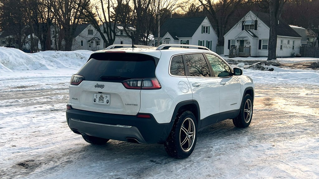 2019 Jeep Cherokee Image 3