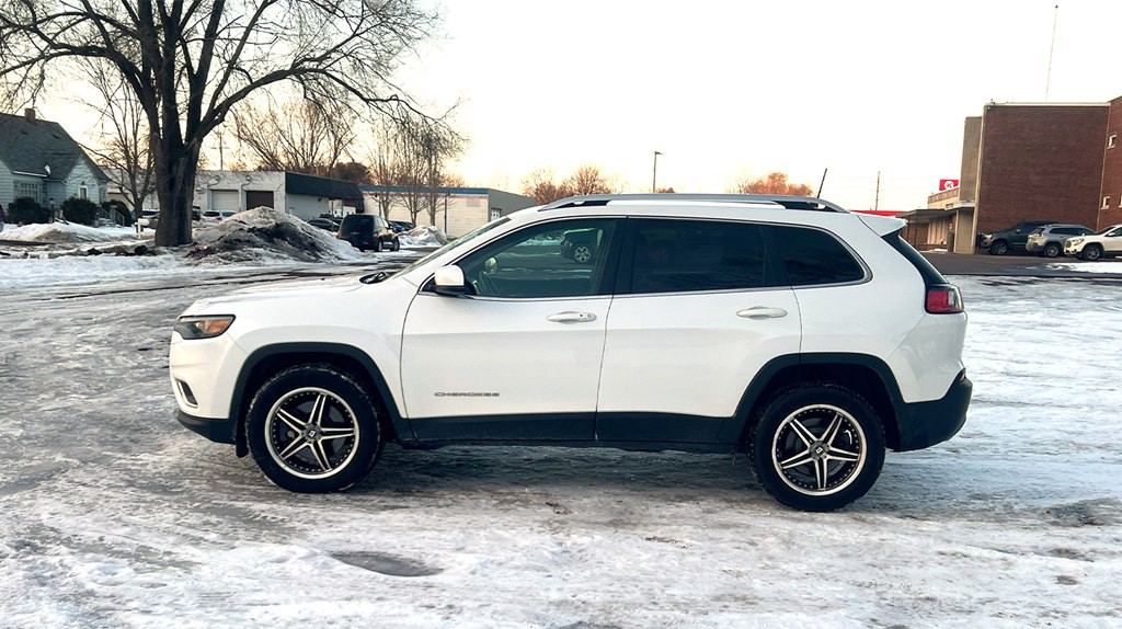 2019 Jeep Cherokee Image 6