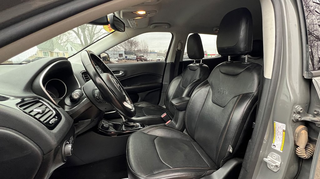 2020 Jeep Compass Image 10