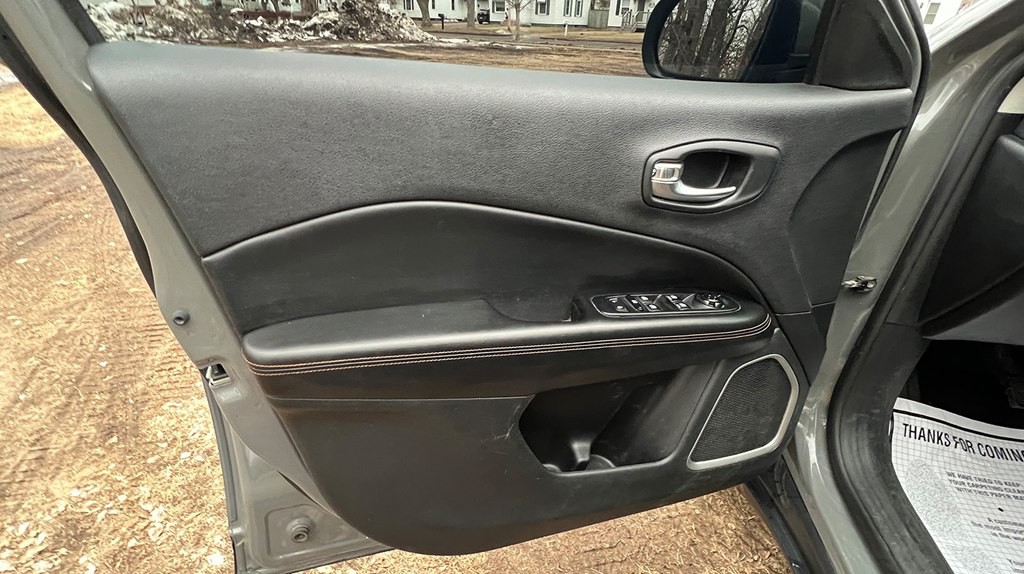 2020 Jeep Compass Image 20