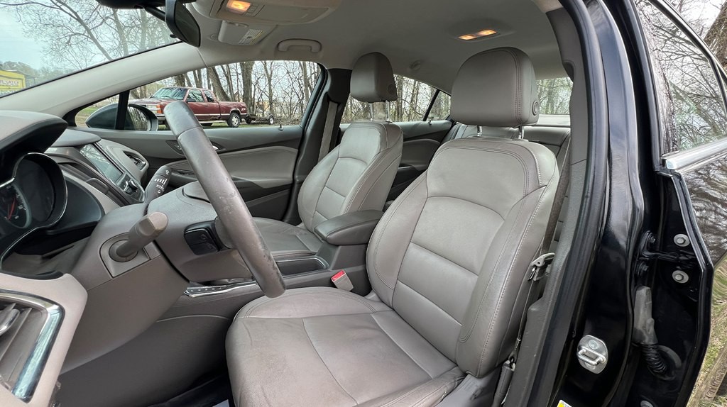 2017 Chevrolet Cruze Image 9