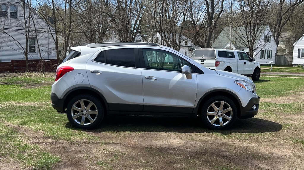 2016 Buick Enclave Image 2
