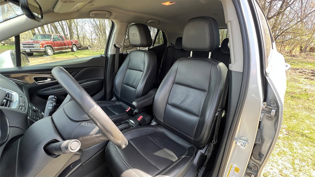 2016 Buick Enclave Image 9