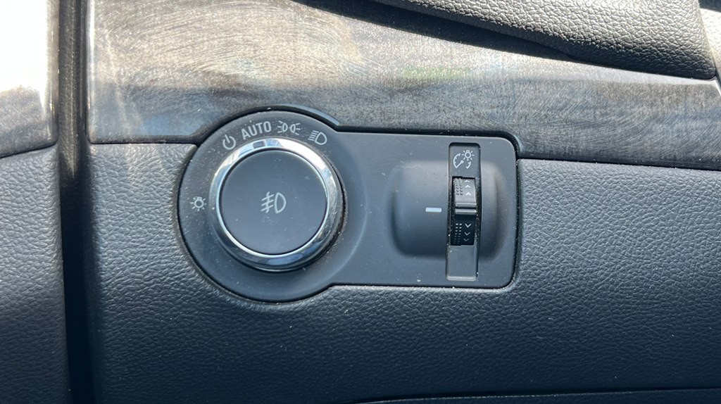 2016 Buick Enclave Image 18