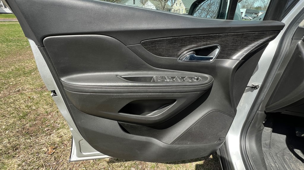 2016 Buick Enclave Image 19