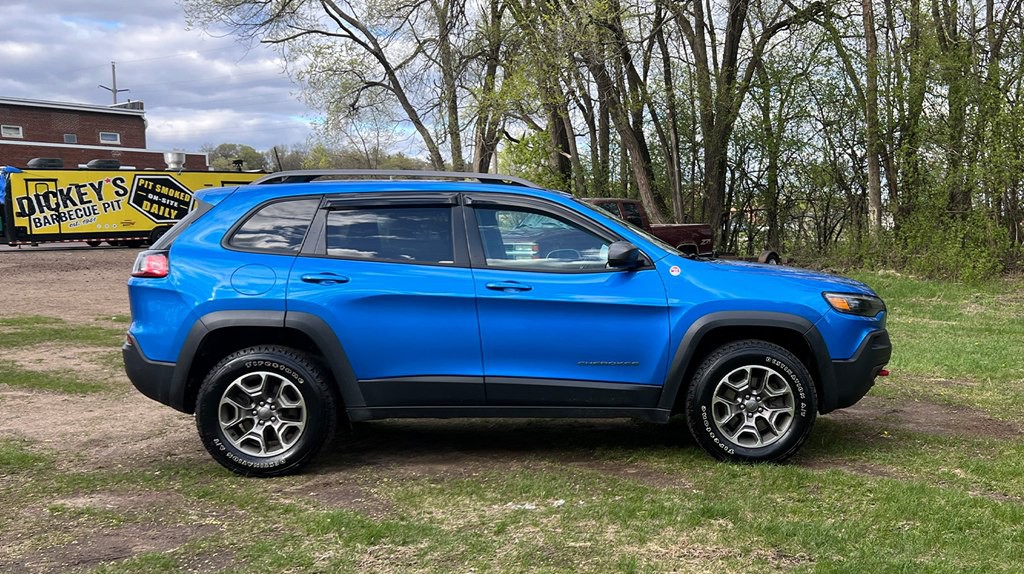 2020 Jeep Cherokee Image 2