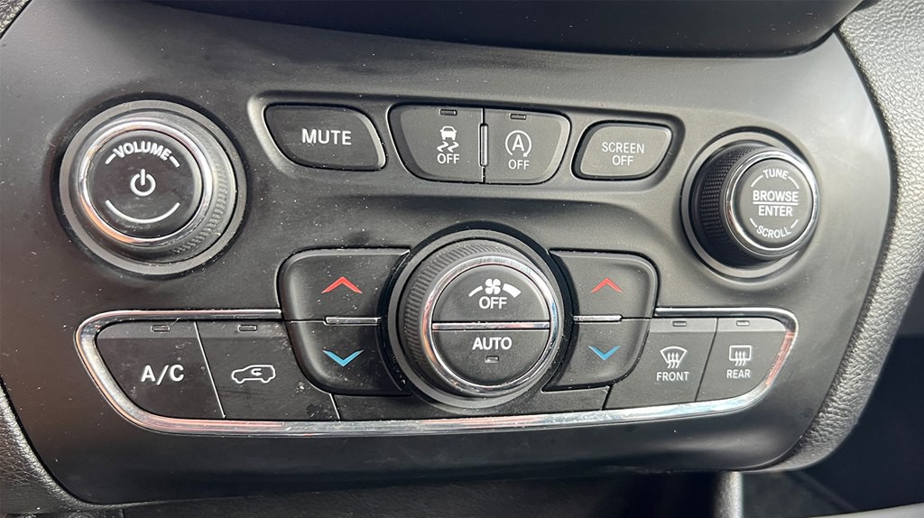 2020 Jeep Cherokee Image 18