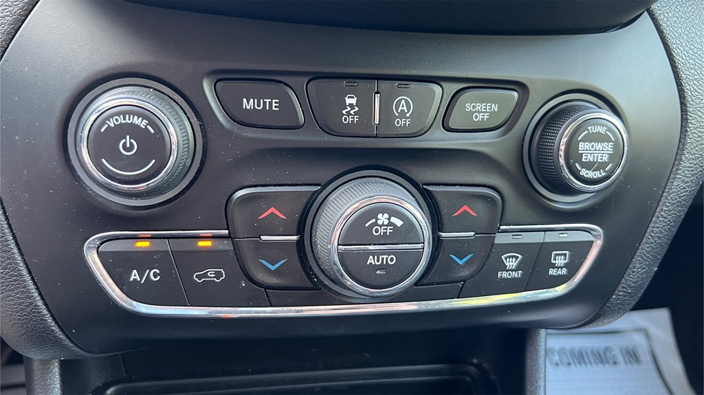 2020 Jeep Cherokee Image 14