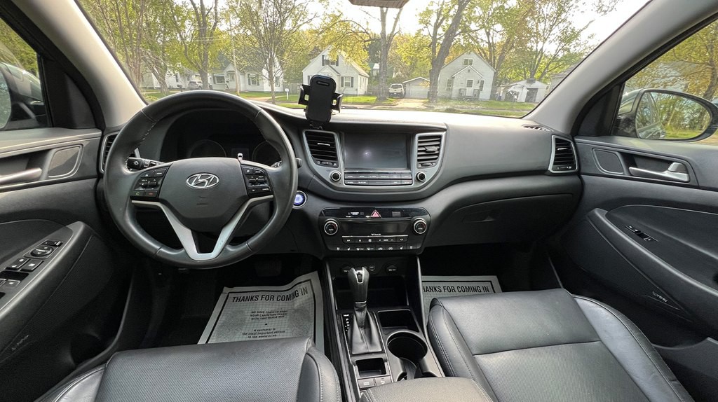 2017 Hyundai Tucson Image 11