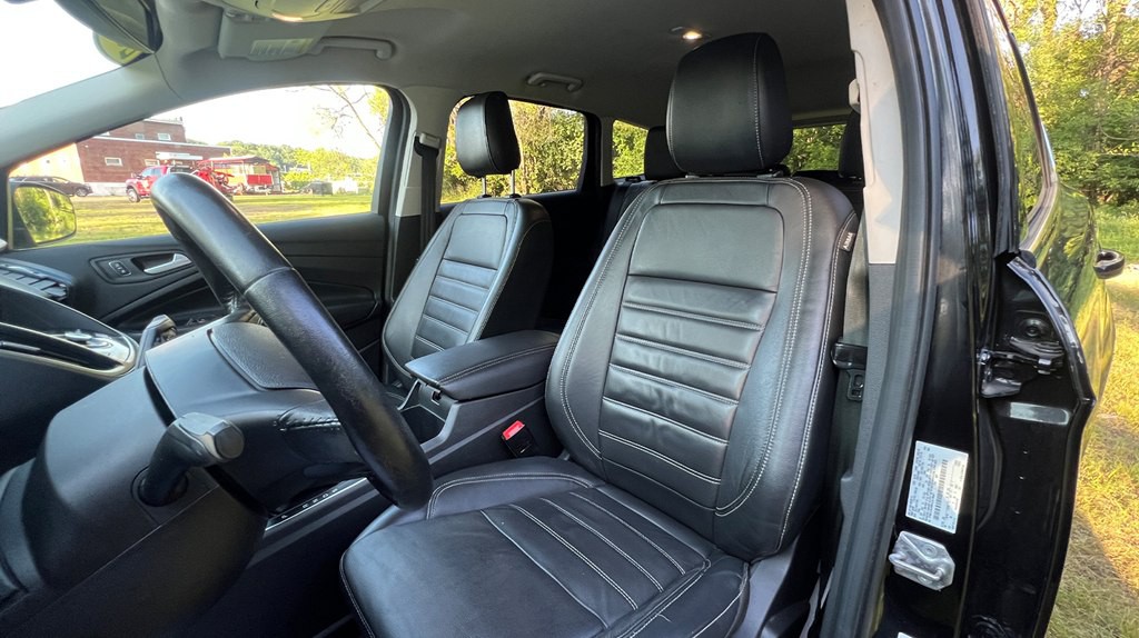 2019 Ford Escape Image 9