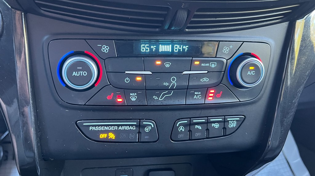 2019 Ford Escape Image 16