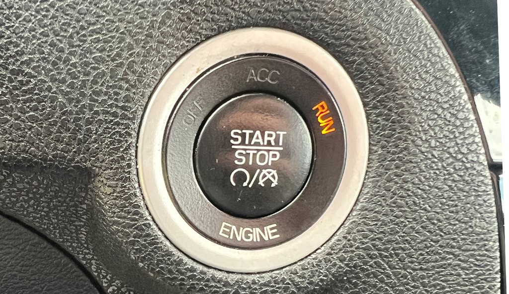 2014 Chrysler 300 Image 18