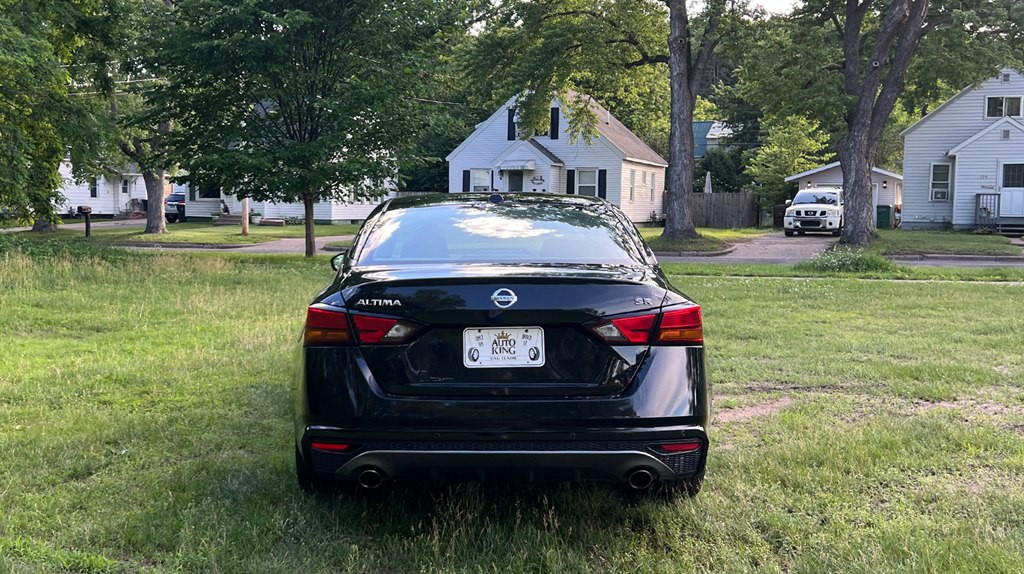 2022 Nissan Altima Image 4