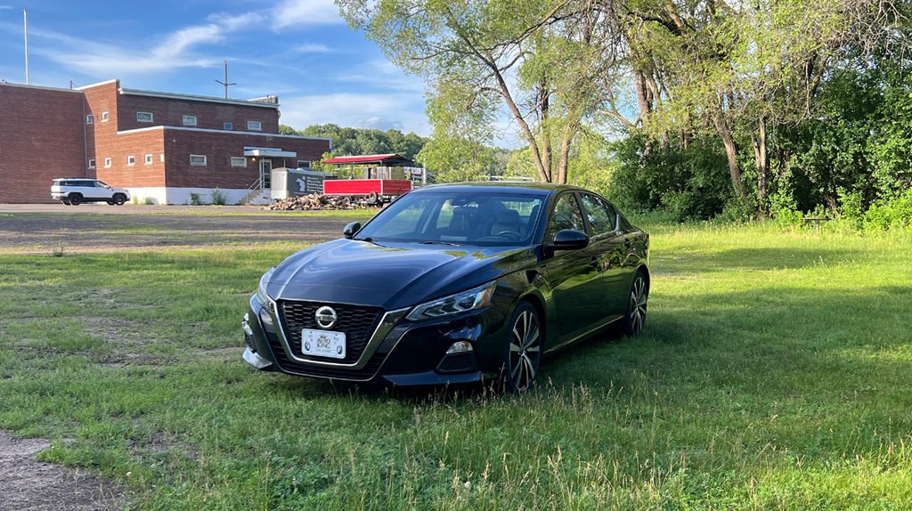 2022 Nissan Altima Image 7