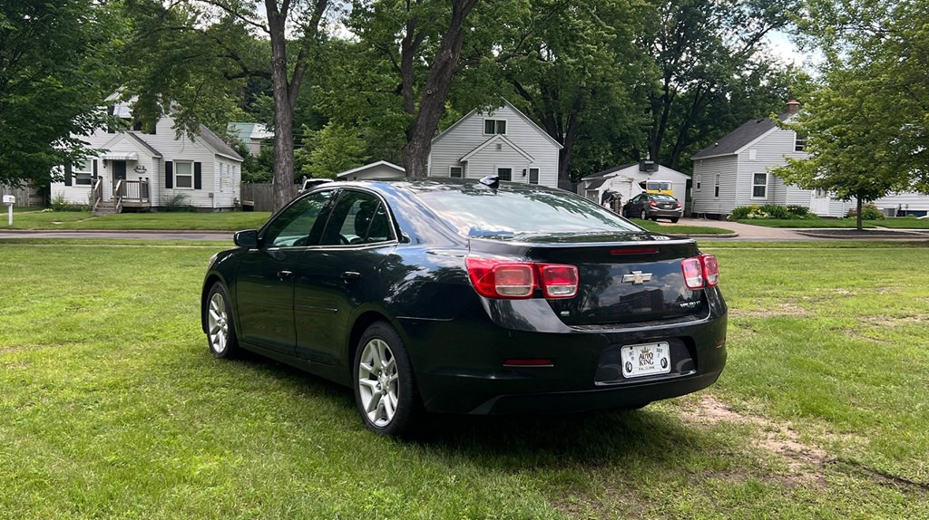 2015 Chevrolet Malibu Image 5