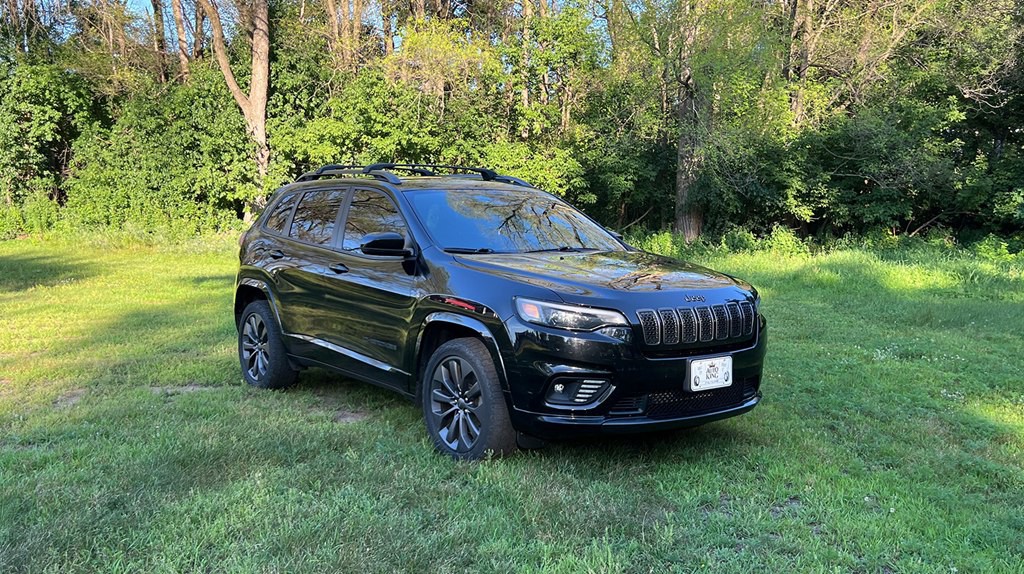 2019 Jeep Cherokee Image 1