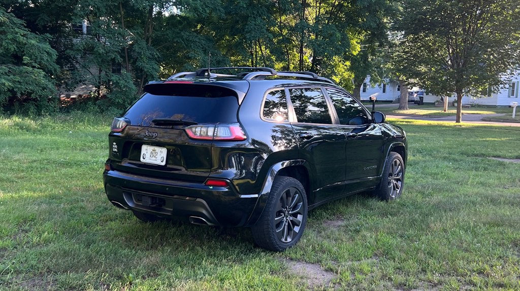 2019 Jeep Cherokee Image 3