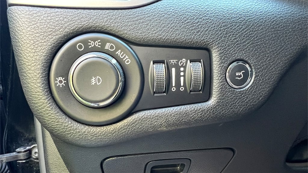 2019 Jeep Cherokee Image 20