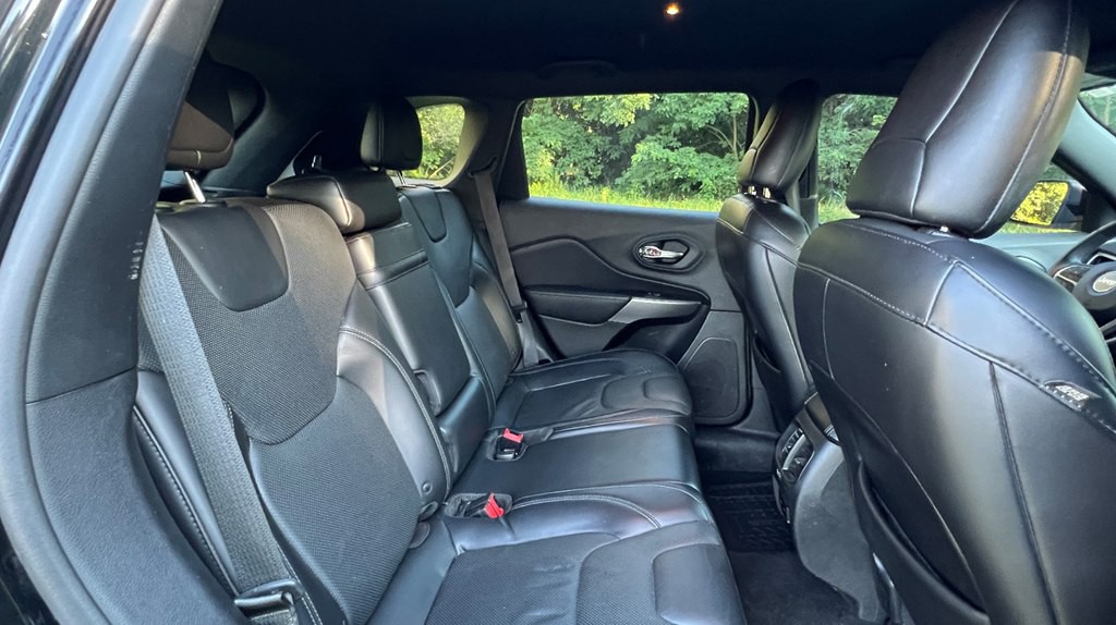 2019 Jeep Cherokee Image 23