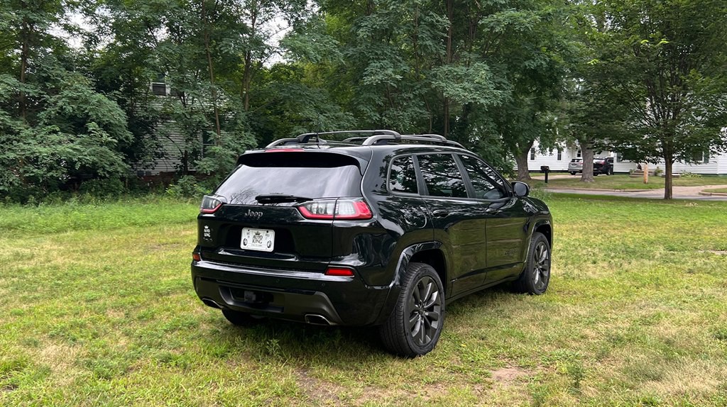 2019 Jeep Cherokee Image 3