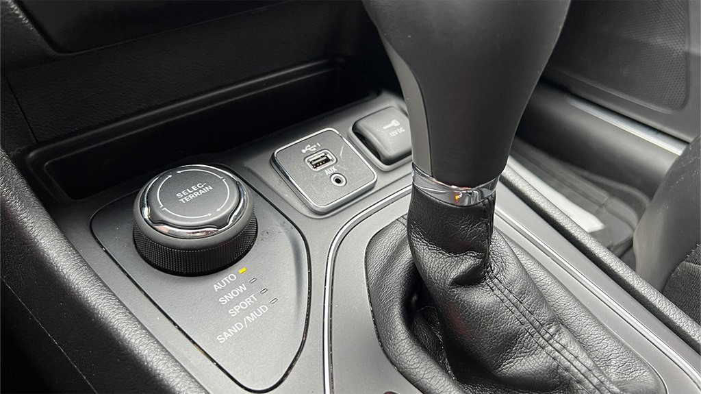 2019 Jeep Cherokee Image 19