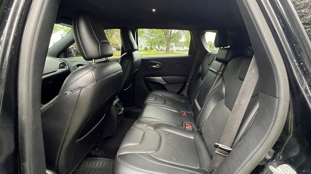 2019 Jeep Cherokee Image 23