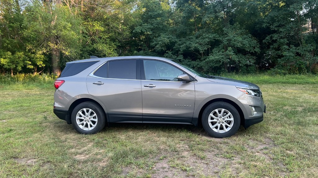 2019 Chevrolet Equinox Image 2