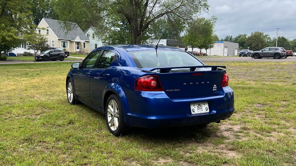 2014 Dodge Avenger Image 5