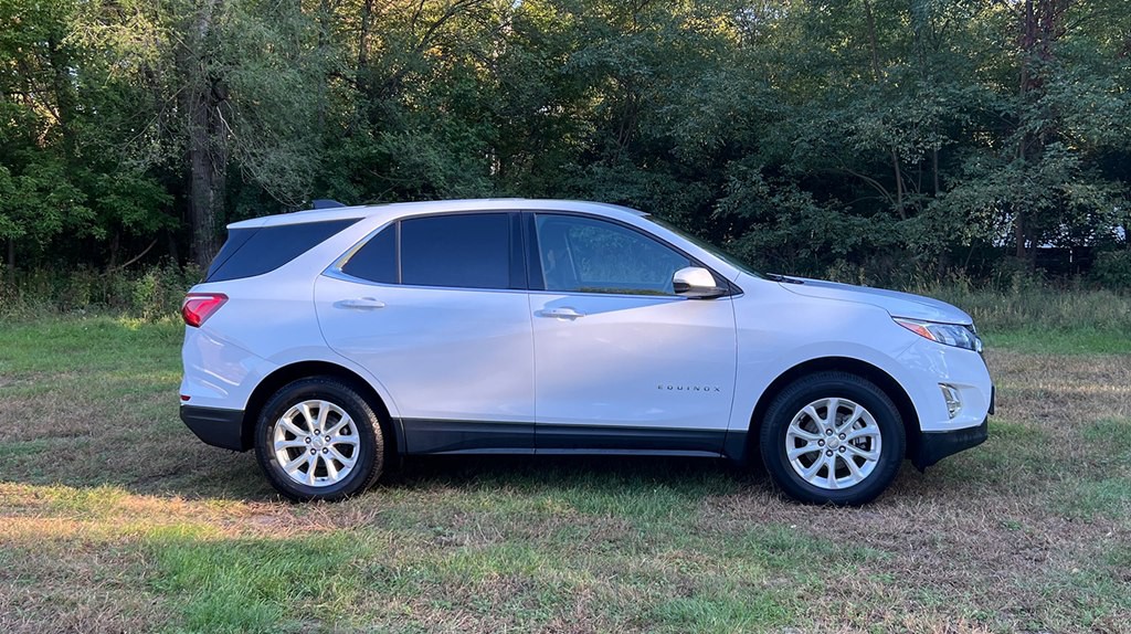 2018 Chevrolet Equinox Image 2