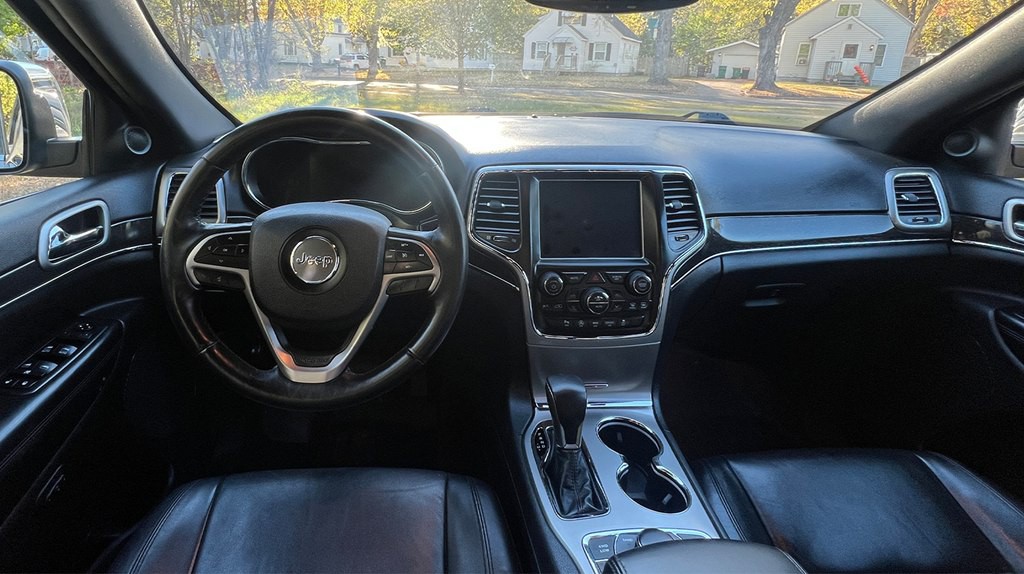 2018 Jeep Grand Cherokee Image 11