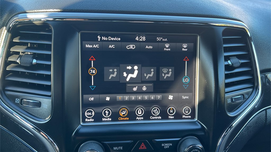 2018 Jeep Grand Cherokee Image 16