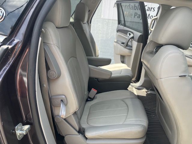 2015 Buick Enclave Image 12