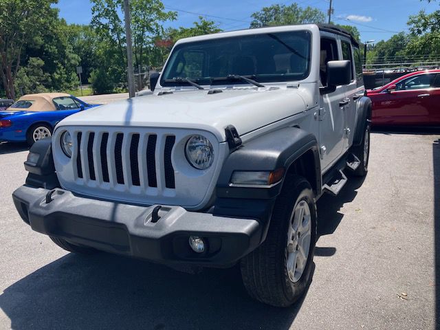 2018 Jeep Wrangler Unlimited Image 2