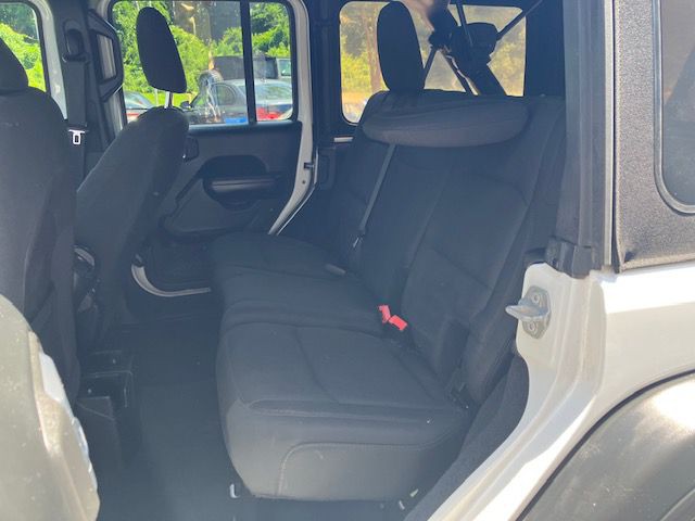 2018 Jeep Wrangler Unlimited Image 15