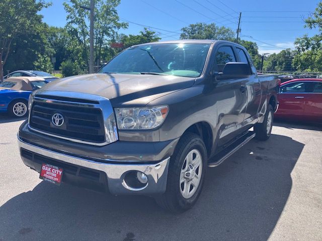 2011 Toyota Tundra Image 2