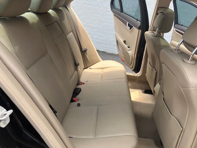 2013 Mercedes-Benz C-Class Image 11