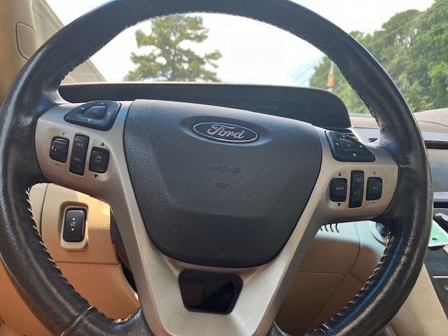 2014 Ford Taurus Image 19