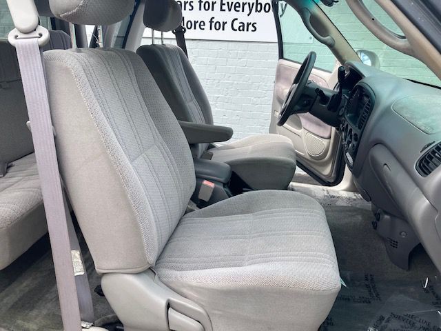 2002 Toyota Tundra Image 11