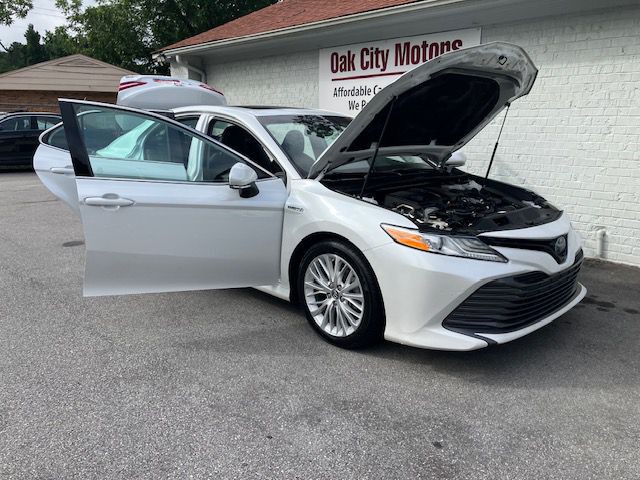 2019 Toyota Camry Image 8