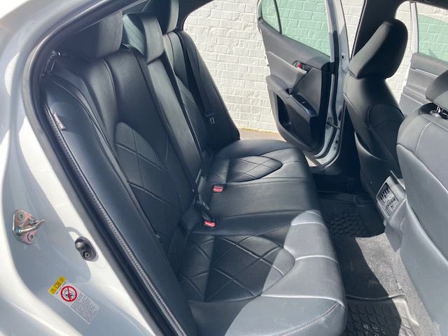 2019 Toyota Camry Image 12