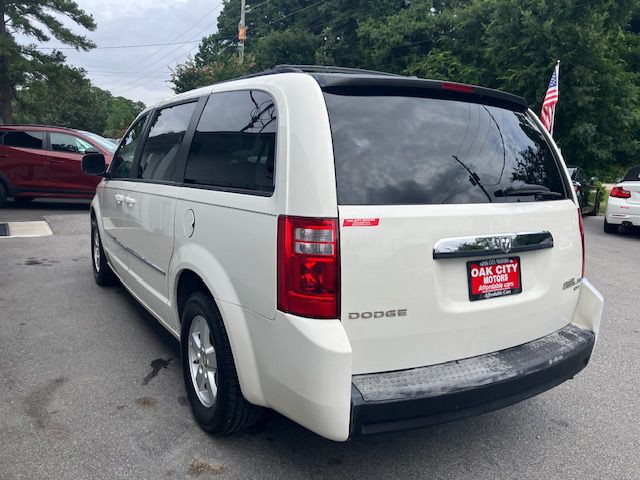 2010 Dodge Grand Caravan Image 7