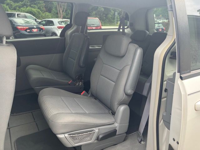 2010 Dodge Grand Caravan Image 15