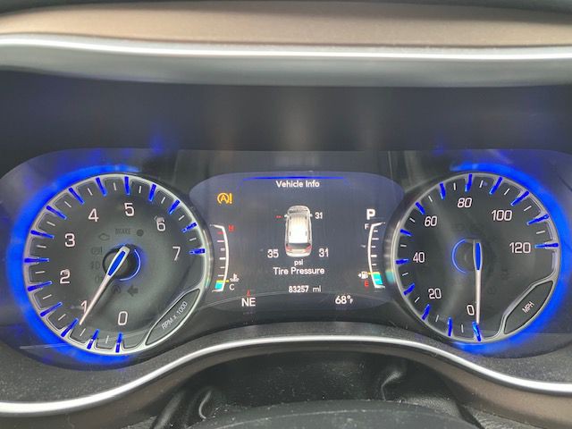 2017 Chrysler Pacifica Image 20