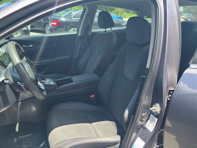 2019 Honda Insight Image 16
