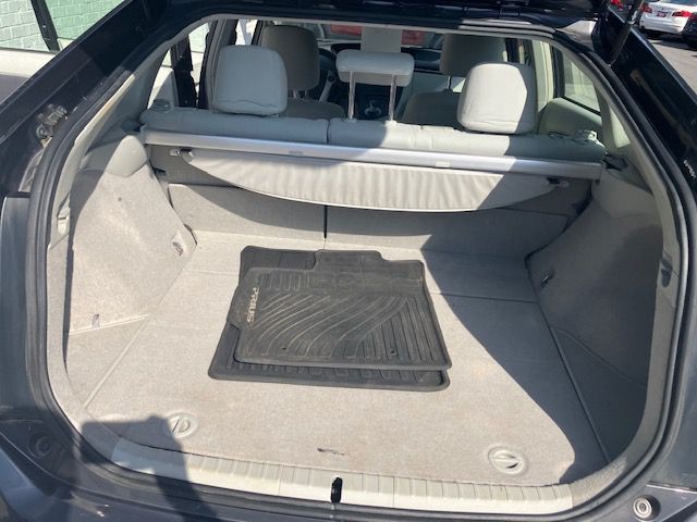 2010 Toyota Prius Image 13